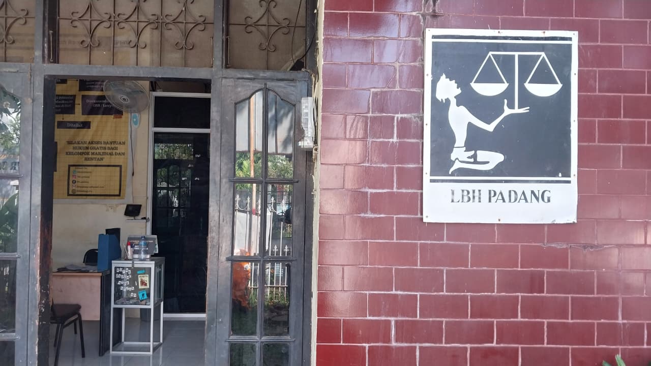 LBH Padang buka pendaftaran Kalabahu 2025, wadah kaderisasi bagi anak muda yang ingin memperjuangkan hak rakyat dan keadilan sosial.