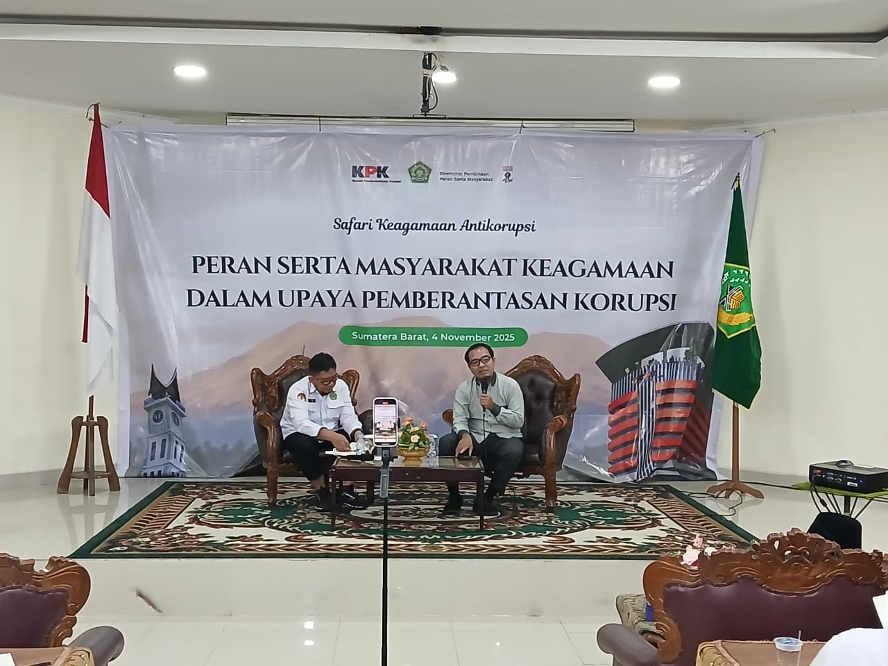Suasana kegiatan Safari Keagamaan antikorupsi kolaborasi antara KPK dan Kemenag Sumbar, kemarin.