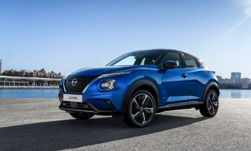 Nissan mengonfirmasi pengembangan Juke EV, SUV listrik kompak yang akan debut pada 2026 dengan desain futuristik dan fitur digital terbaru.