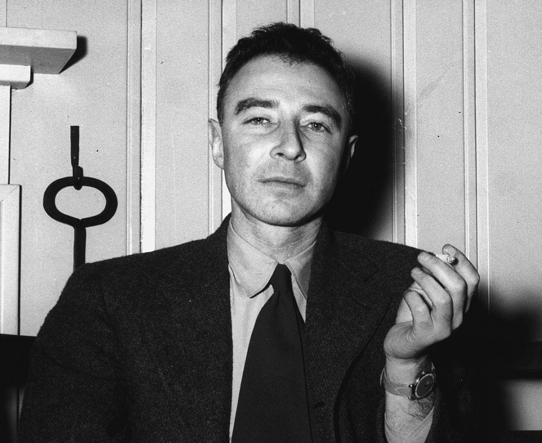 J. Robert Oppenheimer (foto: National Geographic Indonesia)
