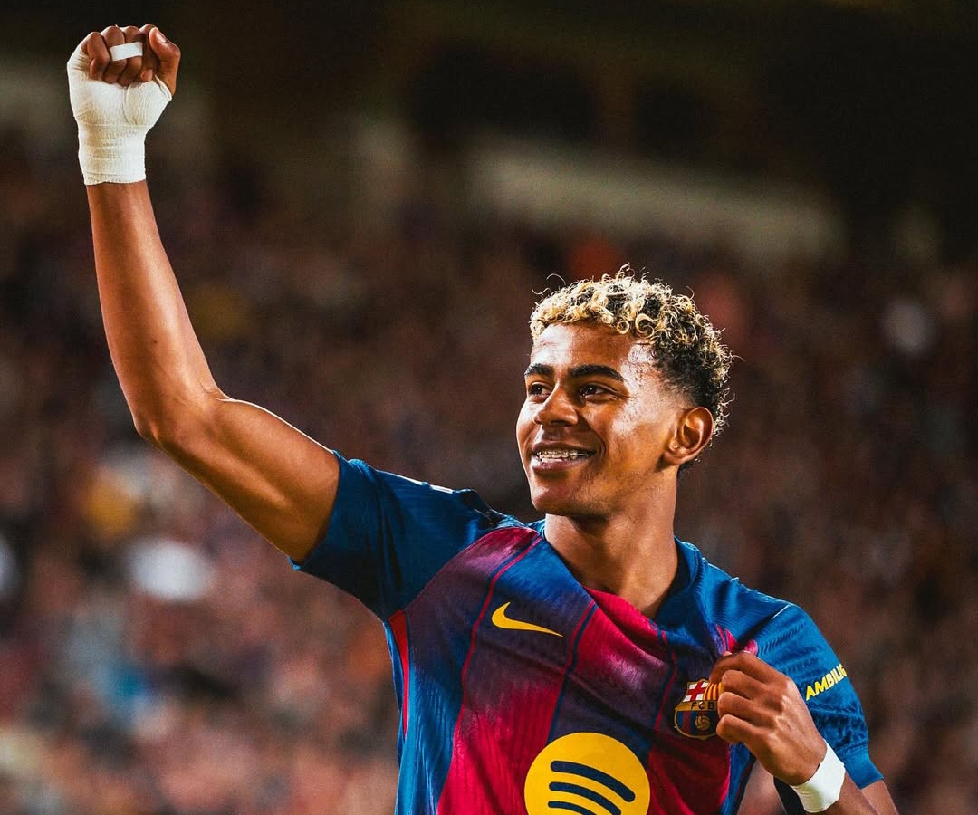 Pemain muda Barcelona, Lamine Yamal, absen dari skuad timnas Spanyol setelah RFEF menerima laporan prosedur medis tanpa pemberitahuan resmi.(Foto: Instagram @lamineyamal)