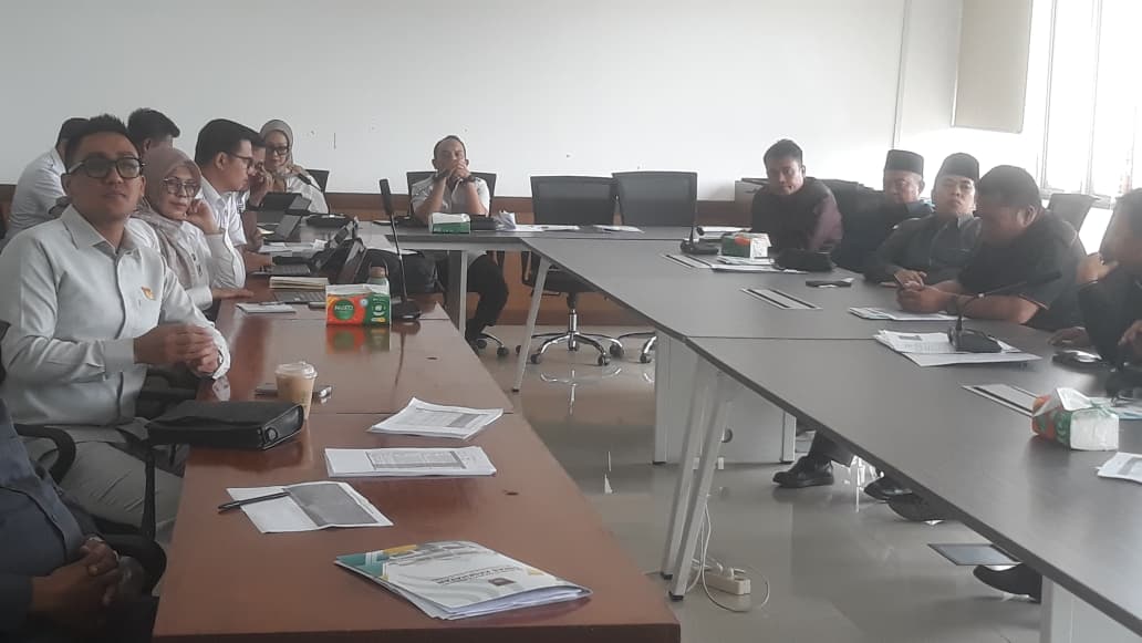 DPRD Kota Padang menggelar rapat pembahasan lanjutan terkait RAPBD Kota Padang Tahun Anggaran 2026.