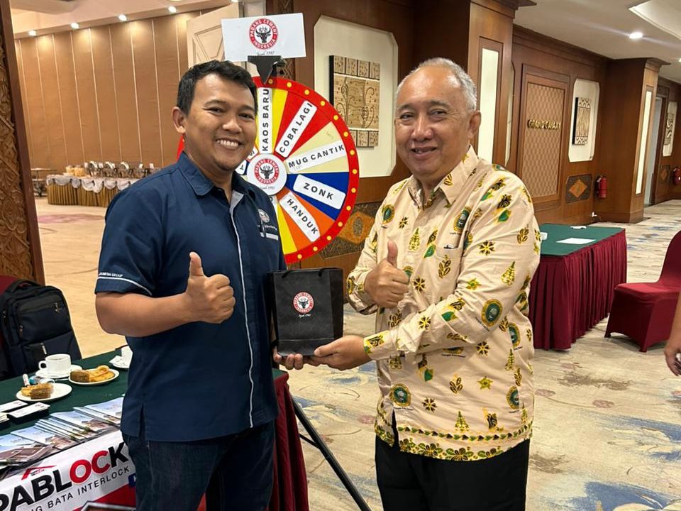 SEPABLOCK Semen Padang menarik perhatian pengembang di Rakerda REI Batam 2025
