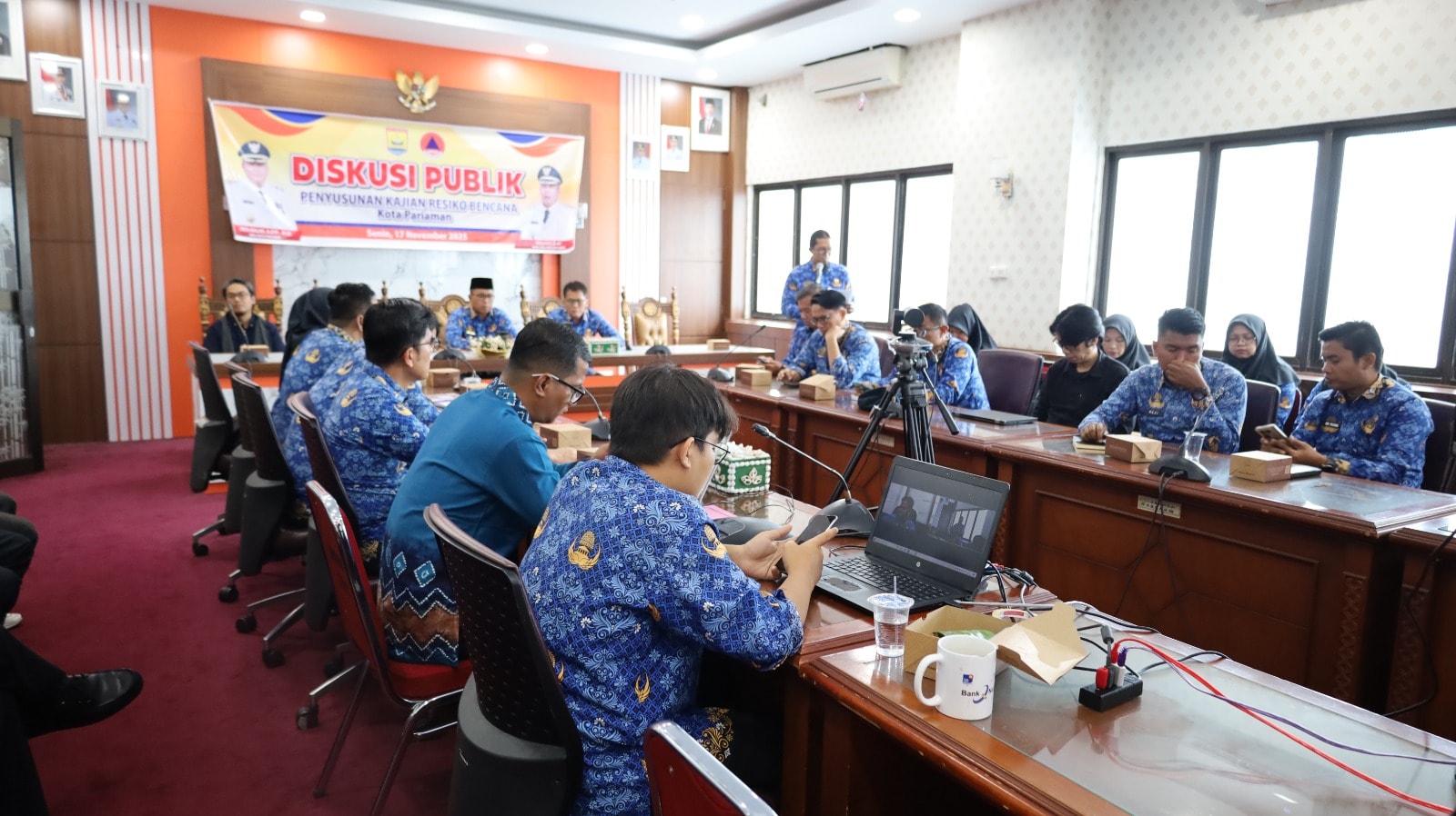 Pemkot Pariaman menggelar diskusi publik penyusunan Kajian Risiko Bencana sebagai dasar mitigasi dan perencanaan penanggulangan bencana jangka panjang.