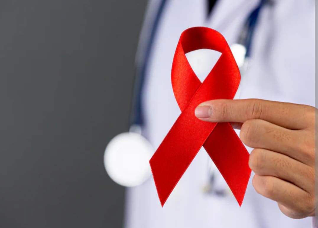 Proses skrining HIV di Puskesmas Kota Padang dilakukan intensif sebagai langkah pencegahan dan deteksi dini. (Foto ilustrasi: Freepik)