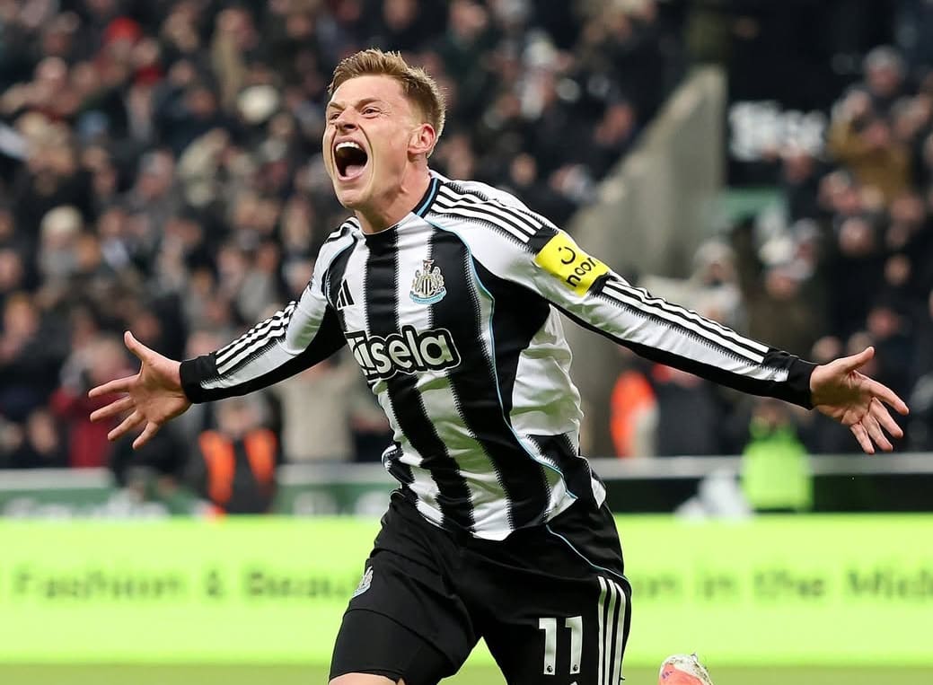 Harvey Barnes tampil gemilang dengan dua gol krusial, sukses bawa Newcastle kalahkan Manchester City.(Foto: Instagram @nufc)