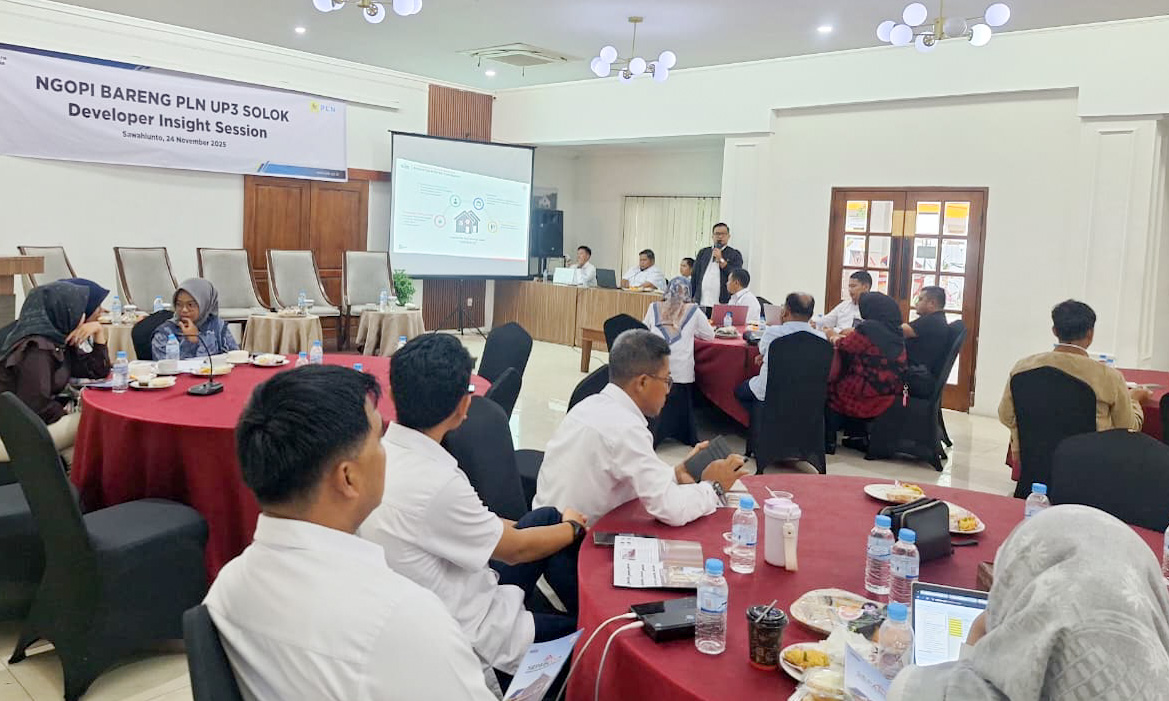 SEPABLOCK PT Semen Padang dipresentasikan di PLN UP3 Solok Sawahlunto dan menarik minat developer karena efisiensi biaya serta waktu konstruksi.