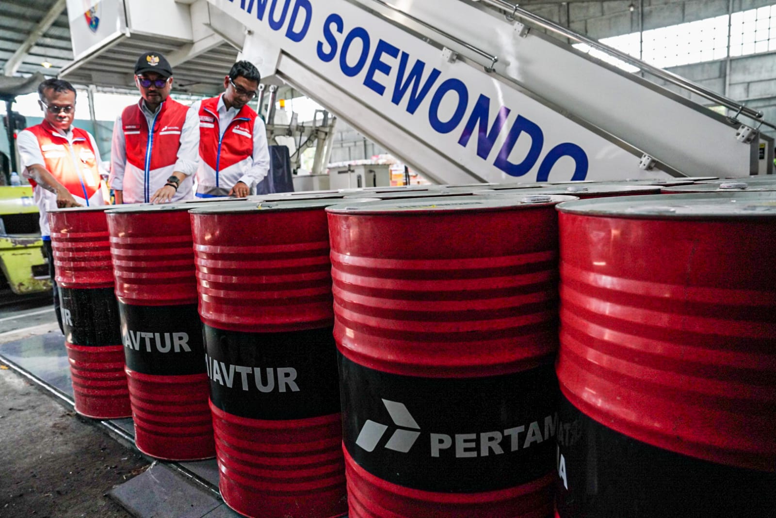 Pertamina Patra Niaga memastikan pasokan energi untuk masyarakat di wilayah Aceh, Sumatera Utara, dan Sumatera Barat dalam kondisi aman.