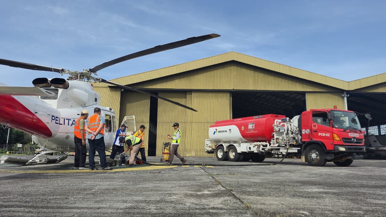 Pertamina Patra Niaga pastikan pasokan BBM dan LPG aman di Sumatera. Distribusi dipercepat lewat jalur darat, laut, dan udara untuk percepatan pemulihan pascabencana.