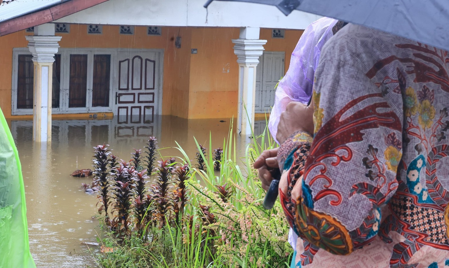Pemkab Padangpariaman akan usulkan 225 Huntara untuk korban banjir bandang yang rumahnya rusak parah dihantam banjir bandang.