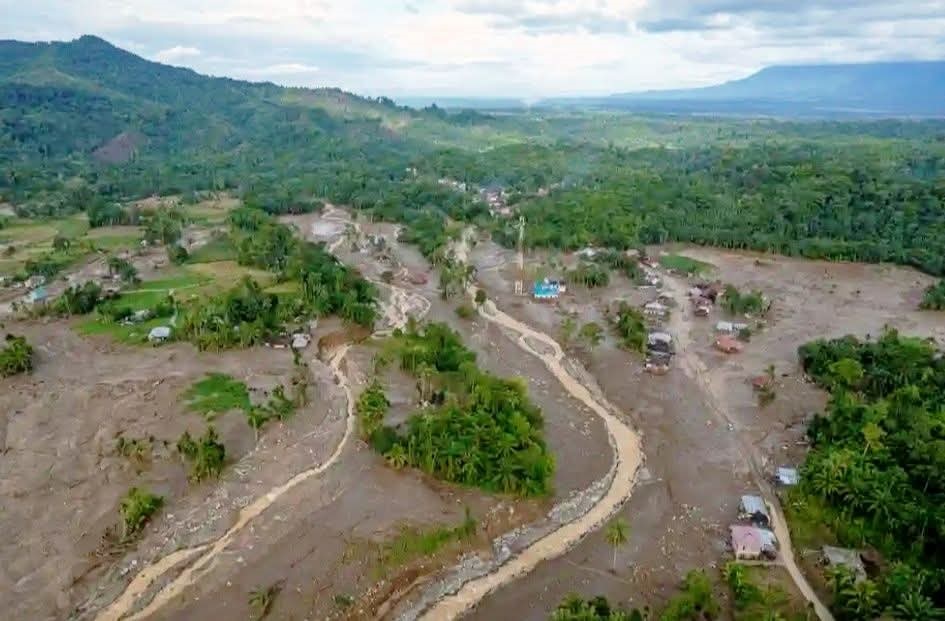 LULUH LANTAK: Penampakan meterial bencana galodo yang menghantam wilayah Salarehaie, Kecamatan Palembayan, Kabupaten Agam, baru-baru ini.