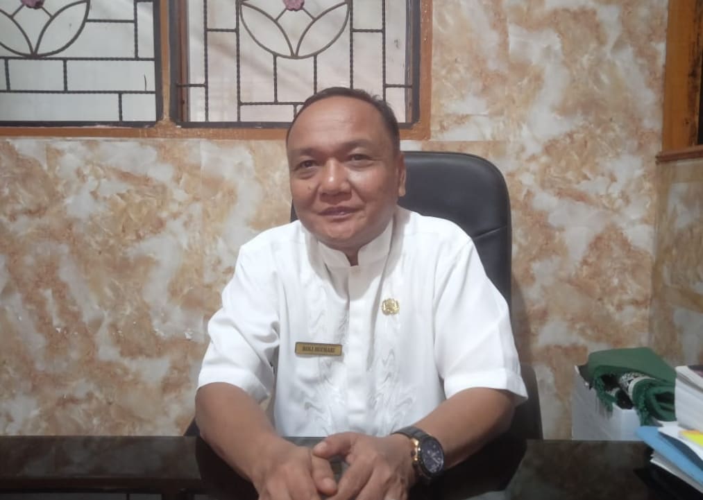 Kabid Sarana dan Prasarana Disparpora Pessel, Roli Buchari.(Foto: Yon/Padek)