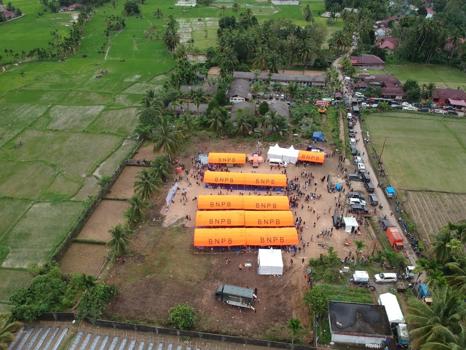 MULAI MEMBANGUN: Area seluas 1,7 ha yang disediakan Pemkab Padangpariaman untuk pembangunan Huntara bagi warga di Korong Asampulau dan Nagari Pasia Laweh Lubuak Aluang yang rumahnya terdampak bencana.