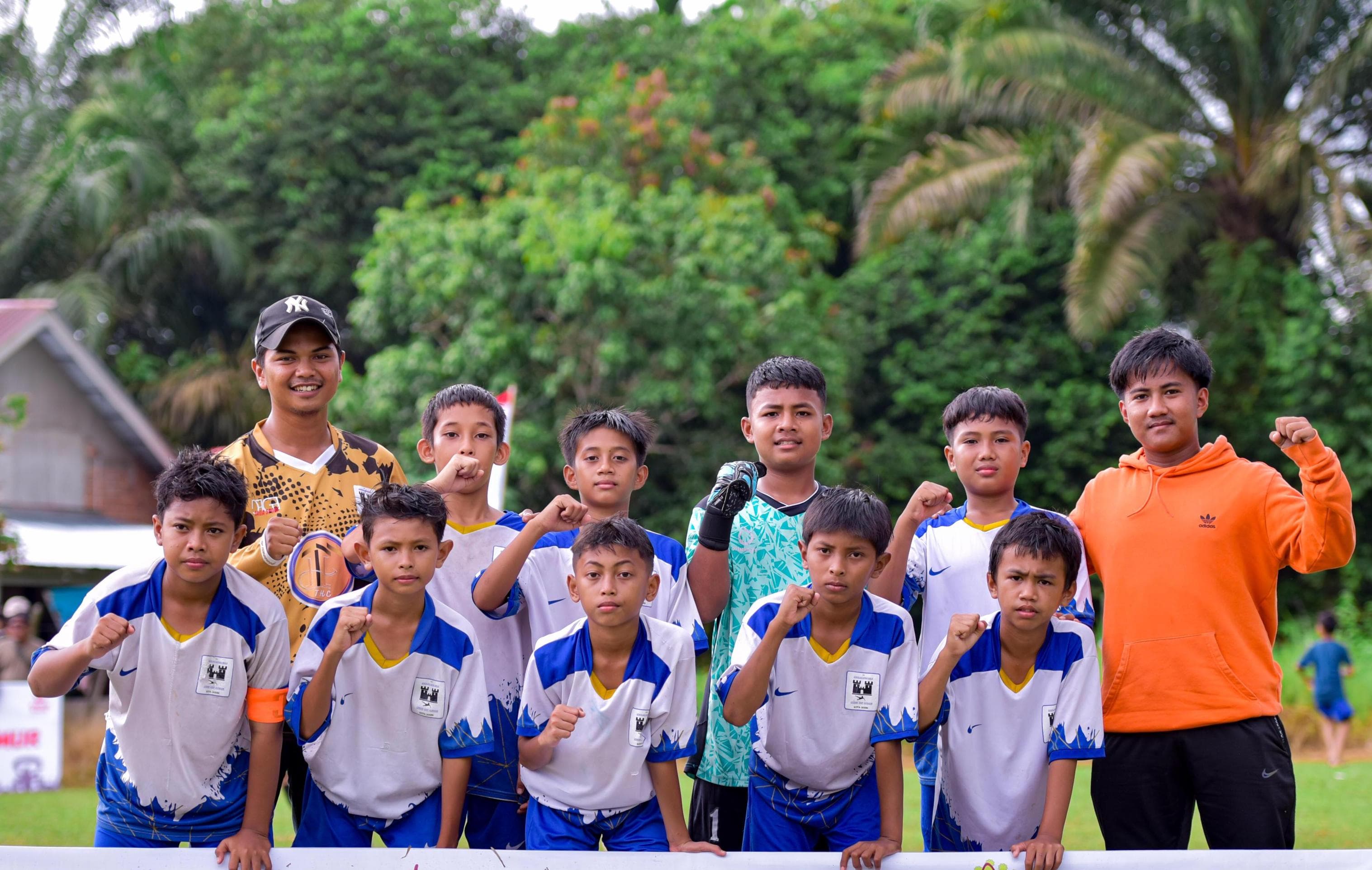 SSB Legok DSP Persimo Jambi konsisten membina sepak bola usia dini dan siap tampil di Padek Cup 2025 di Kota Padang.