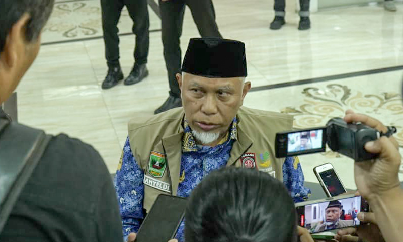 Pemprov Sumbar tetapkan tiga prioritas rehab-rekon pascabencana meliputi hunian tetap, perbaikan infrastruktur dasar, dan pemulihan fasilitas publik.