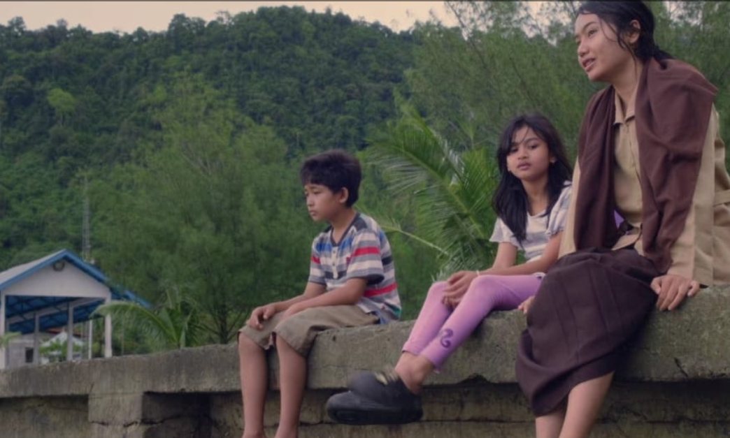 Cuplikan film pendek Kapal Ibu karya karyawan PT Semen Padang masuk nominasi Best Short Film DOSS Short Film Festival 2025.