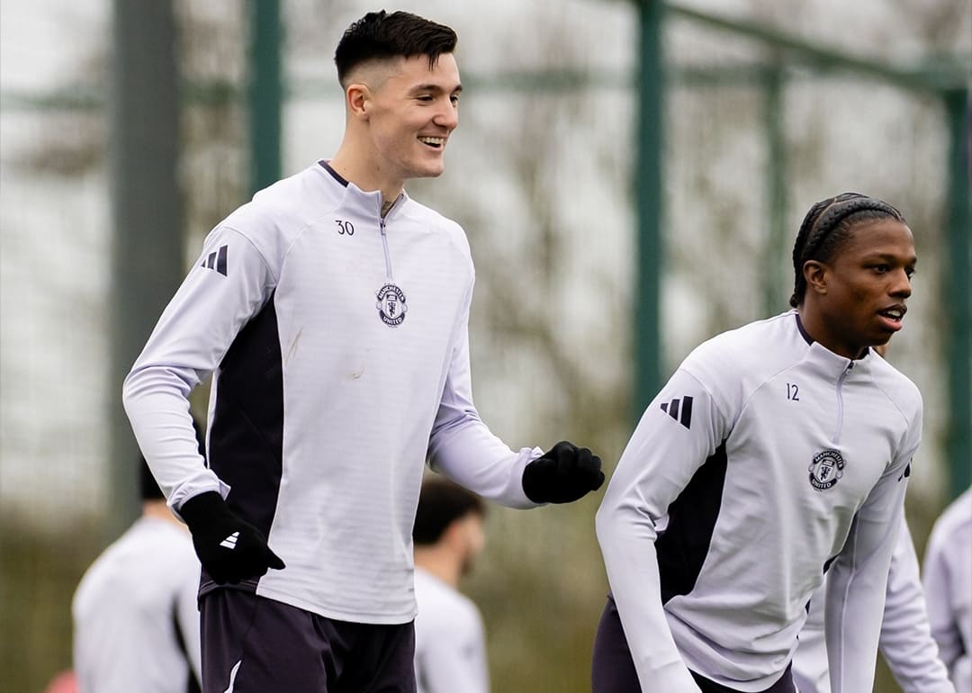 Pemain Manchester United menjalani sesi latihan jelang laga melawan Aston Villa pada lanjutan Liga Inggris di Villa Park, Minggu (21/12/2025).(Foto: IG @manutd)
