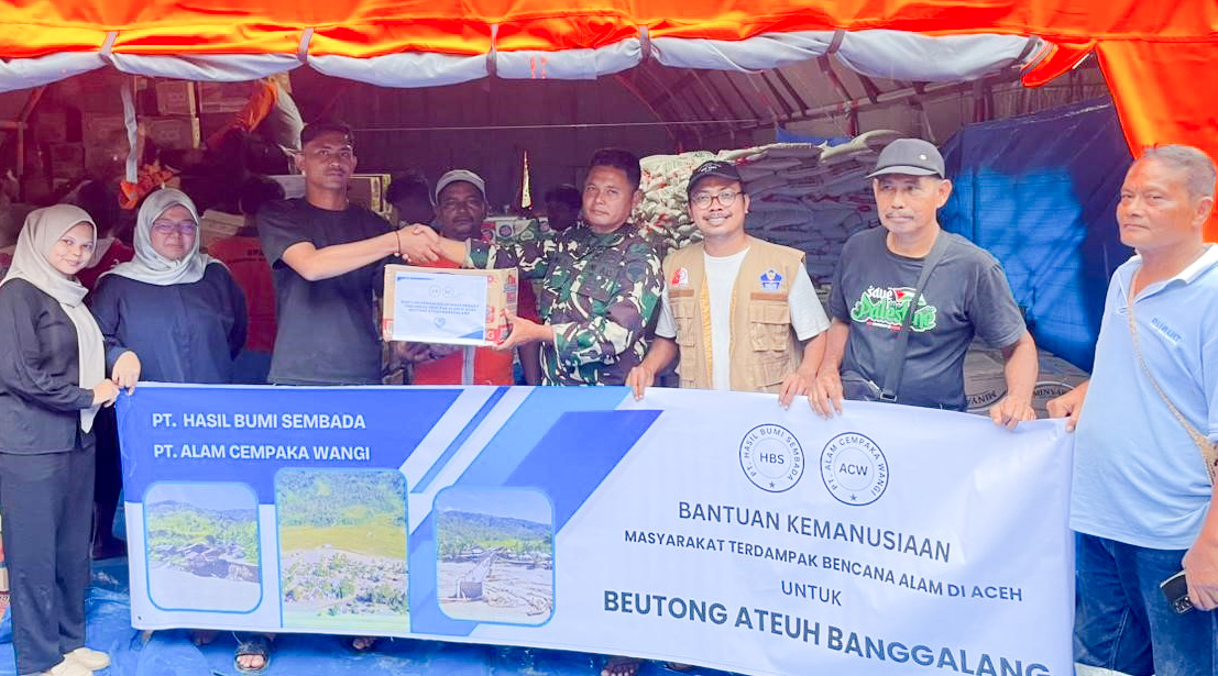 ACW dan HBS menyalurkan bantuan pangan kepada 822 KK di Nagan Raya dengan dukungan pemerintah setempat dan aparat keamanan secara tertib lancar.