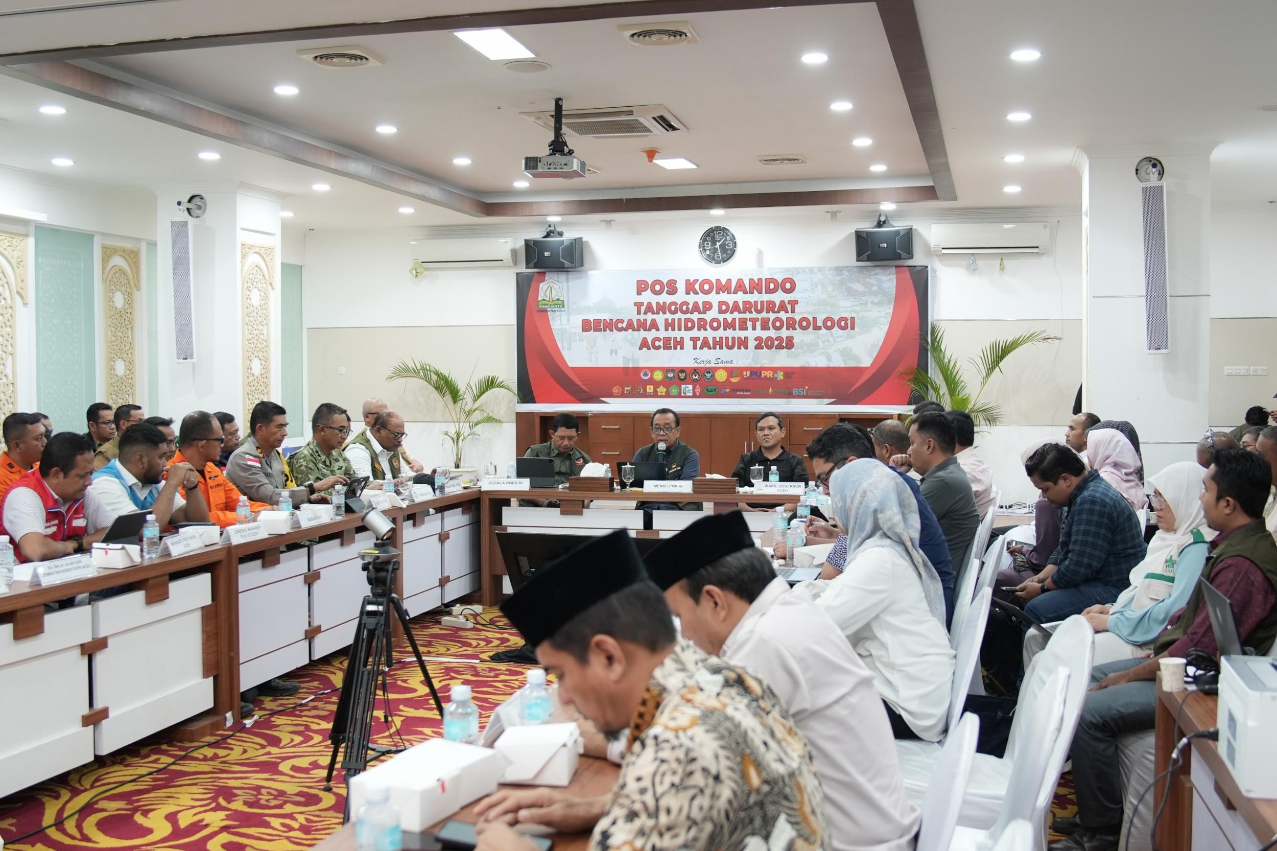 Menko PMK Pratikno menyampaikan update progres penanganan bencana di Sumatera, tepat satu bulan pascabencana pada Kamis (25/12).