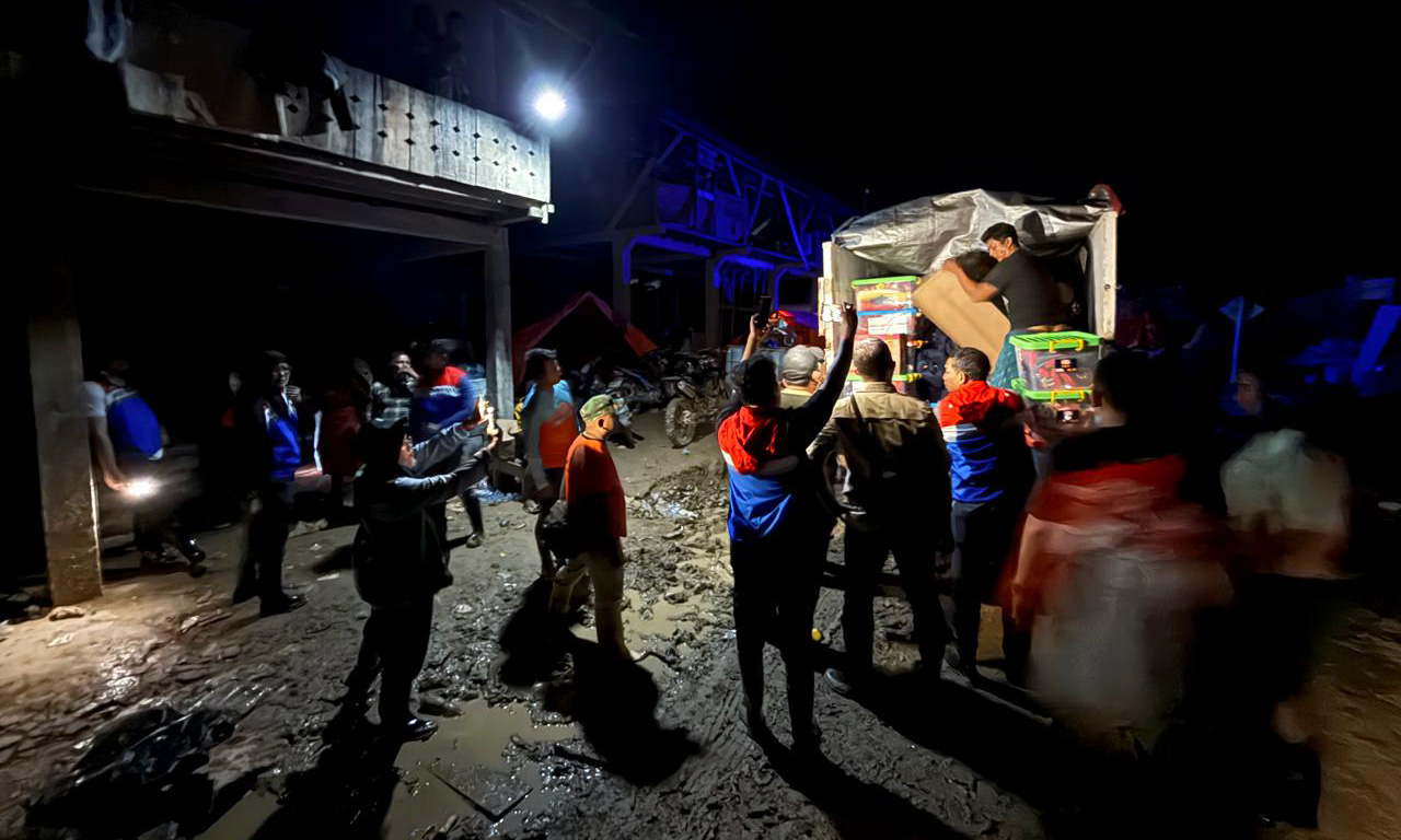 Tembus wilayah paling terdampak, Relawan Kilang Pertamina Internasional salurkan bantuan ke Aceh Tamiang, Minggu (21/12/2025).