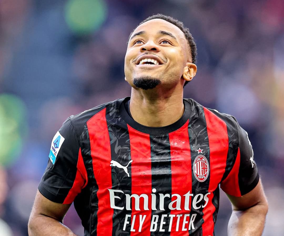 Nkunku merayakan gol pertamanya di San Siro dalam kemenangan 3-0 Milan atas Hellas Verona.(Foto: IG @acmilan)