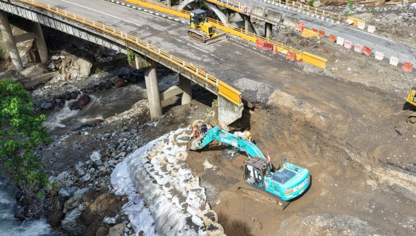 HKI mempercepat perbaikan permanen Jalan Padang&ndash;Bukittinggi via Lembah Anai sepanjang 5,8 km pascabencana, ditargetkan rampung Juli 2026.