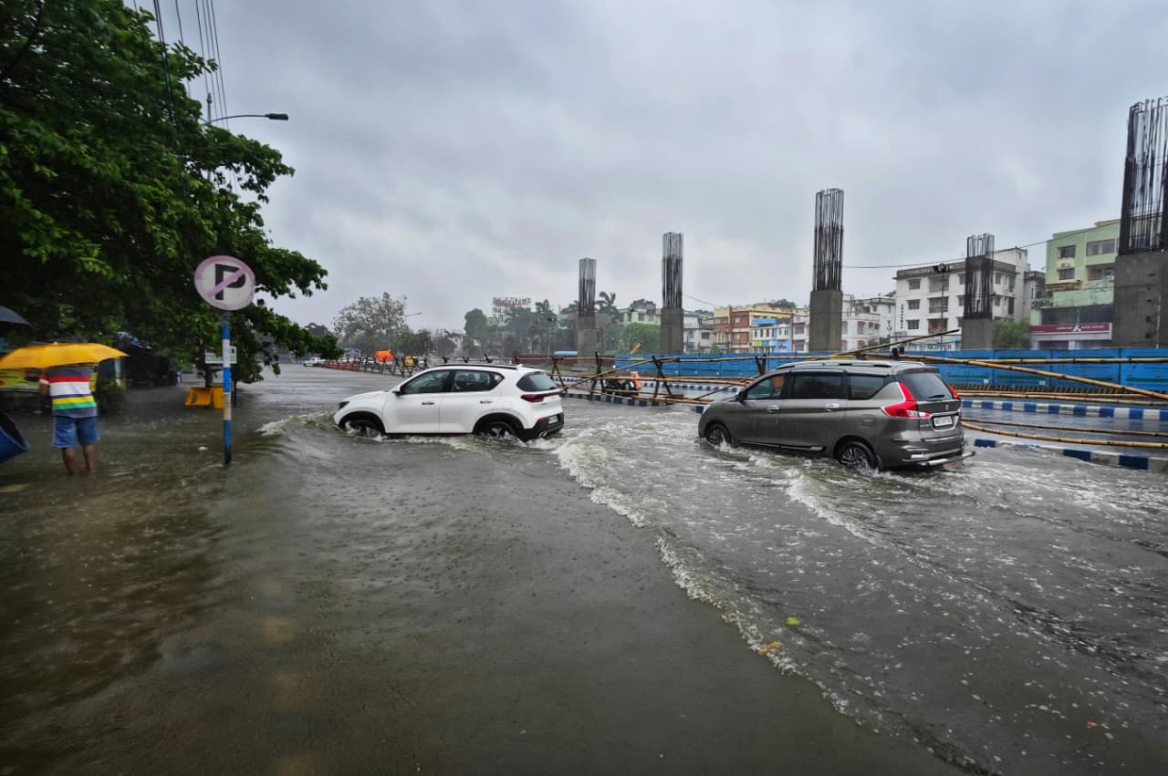 Ilustrasi banjir rob.