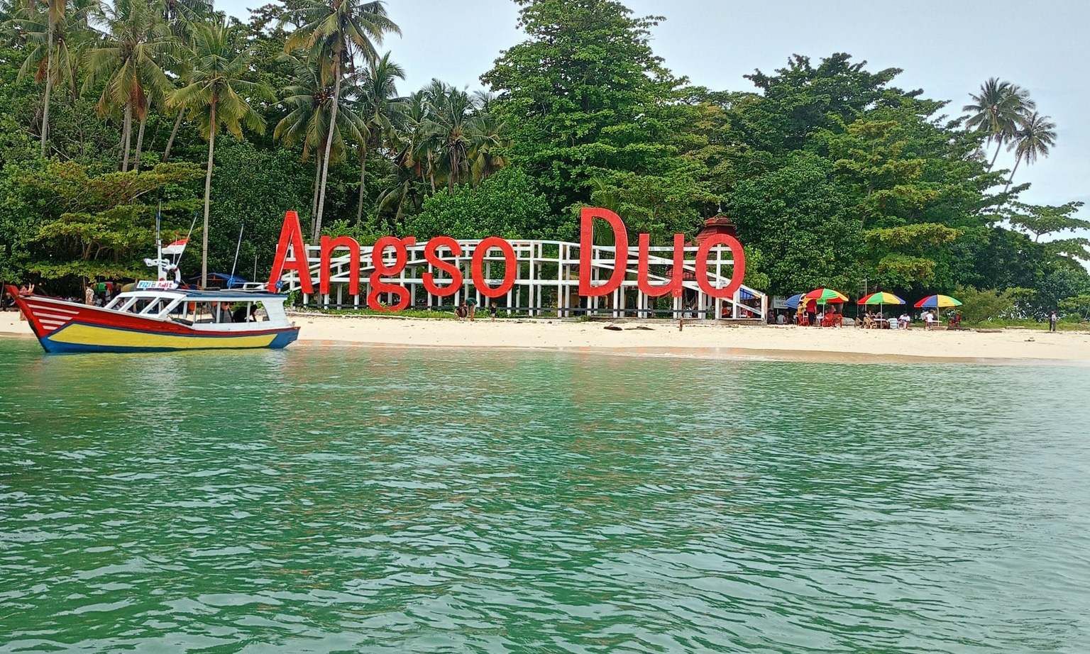 Perairan di Pulau Angso Duo, Pariaman.