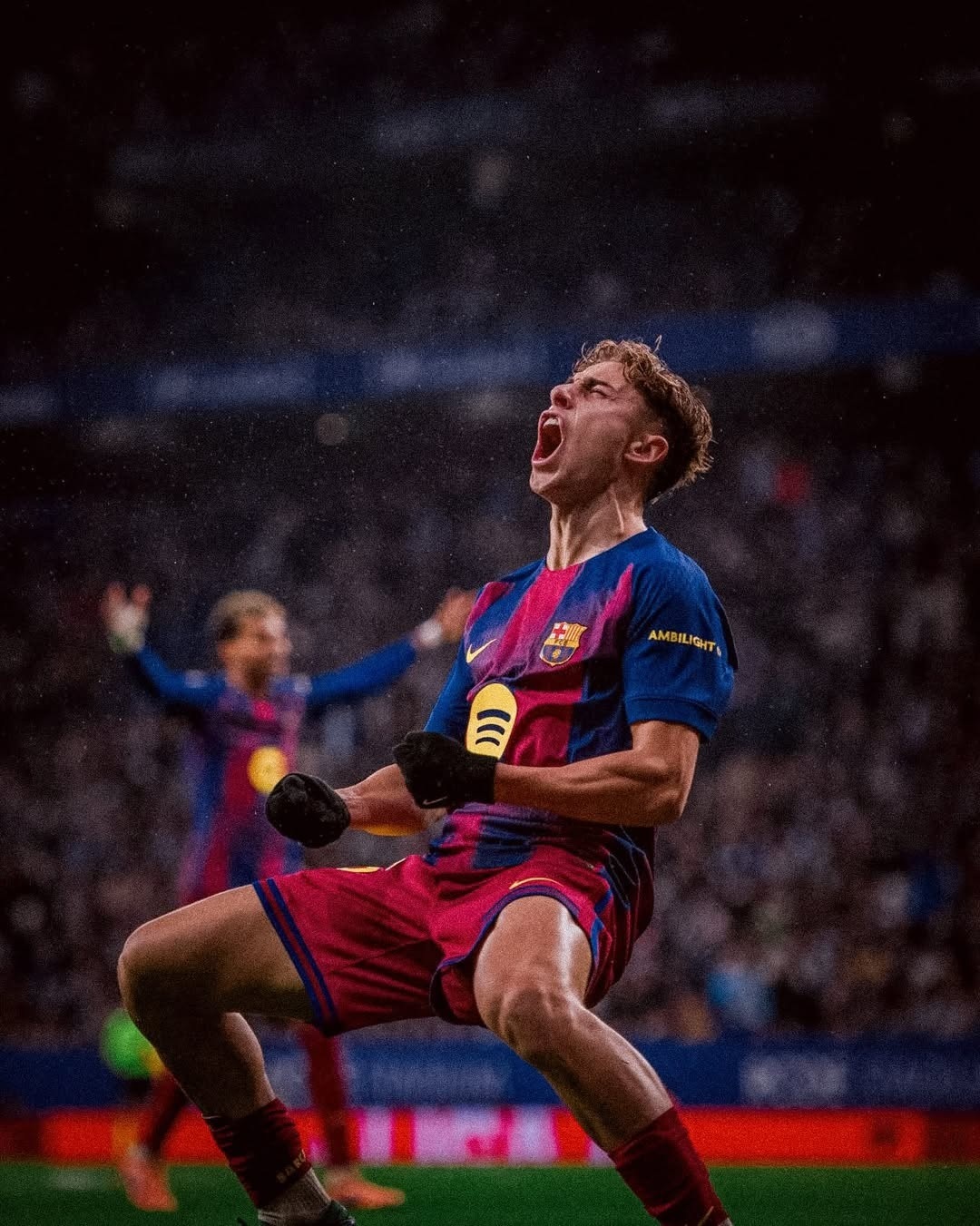 Gelandang serang Barca, Fermin Lopez merayakan gol ke gawang RCD Espanyol dalam laga LALIGA di RCDE Stadium, Barcelona, kemarin (4/1).