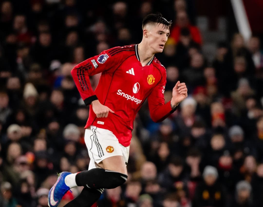 Penyerang Manchester United, Benjamin Sesko, bakal memperkuat Setan Merah pada laga kontra Leeds United.(Foto: Dok. IG @manutd)