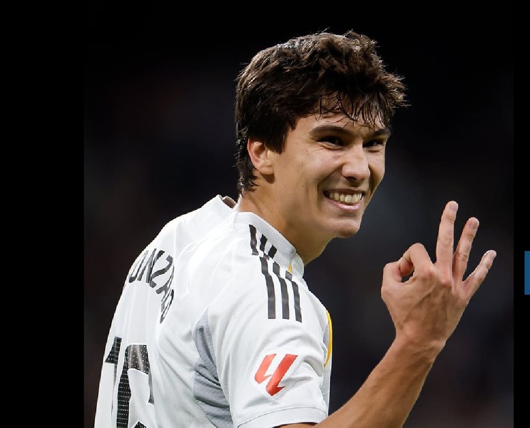 Gonzalo Garc&iacute;a merayakan hattrick saat Real Madrid menaklukkan Real Betis 5-1 di Bernab&eacute;u, laga perdana 2026.(Foto: X Real Madrid CF)