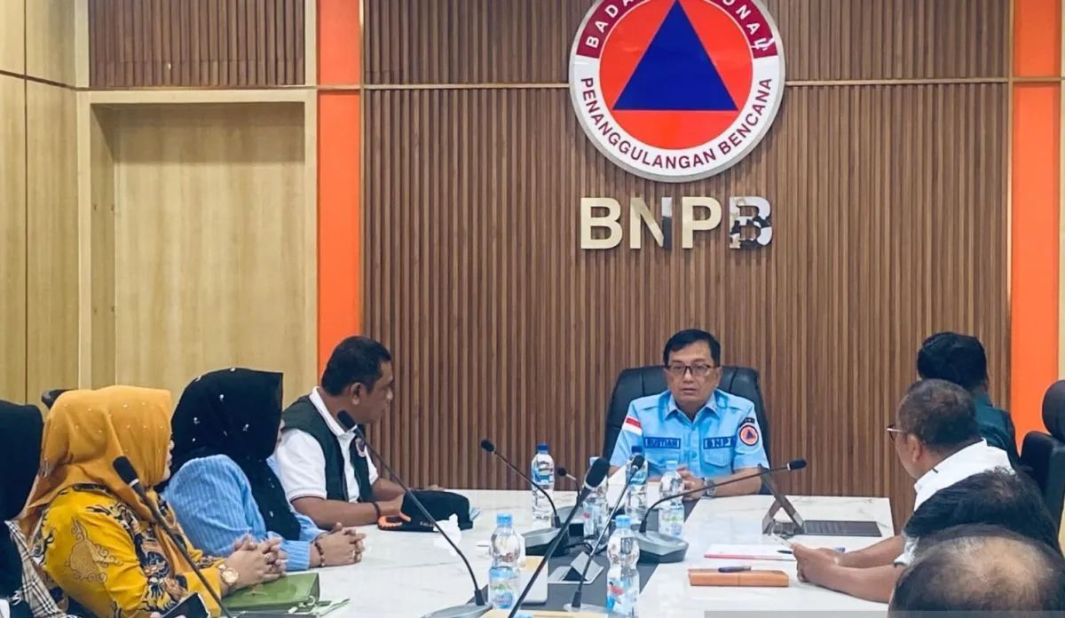 Pemkab Solok mengajukan dokumen R3P ke Pusdalops Provinsi Sumbar sebagai dasar rehabilitasi dan rekonstruksi pascabencana demi percepatan pemulihan.