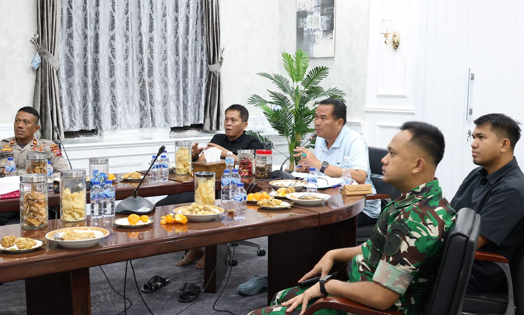 Wako Pariaman melaporkan 55 rumah rusak dan 800 ha lahan terdampak bencana hidrometeorologi serta meminta normalisasi Sungai Batang Mangor ke Pemprov Sumbar.