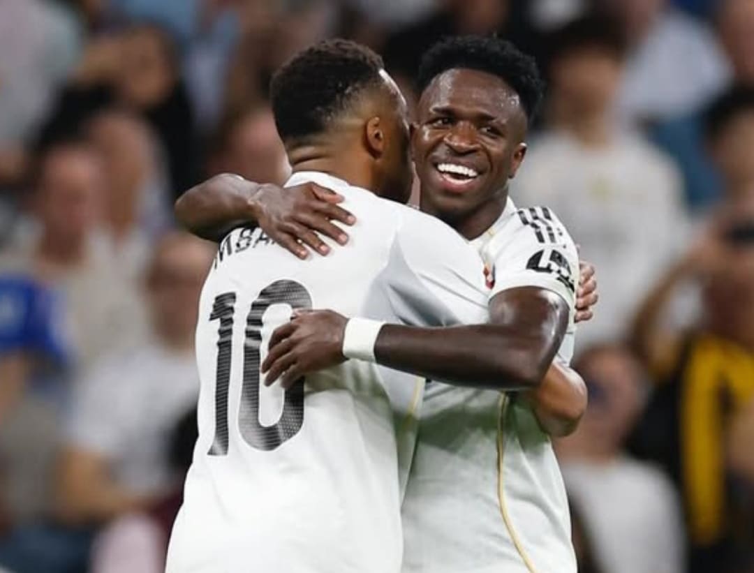 Xabi Alonso pastikan Mbapp&eacute; absen, Vinicius akan main saat Real Madrid melawan Atl&eacute;tico di semifinal Supercopa 2026.(Foto: Dok. IG @vinijr)