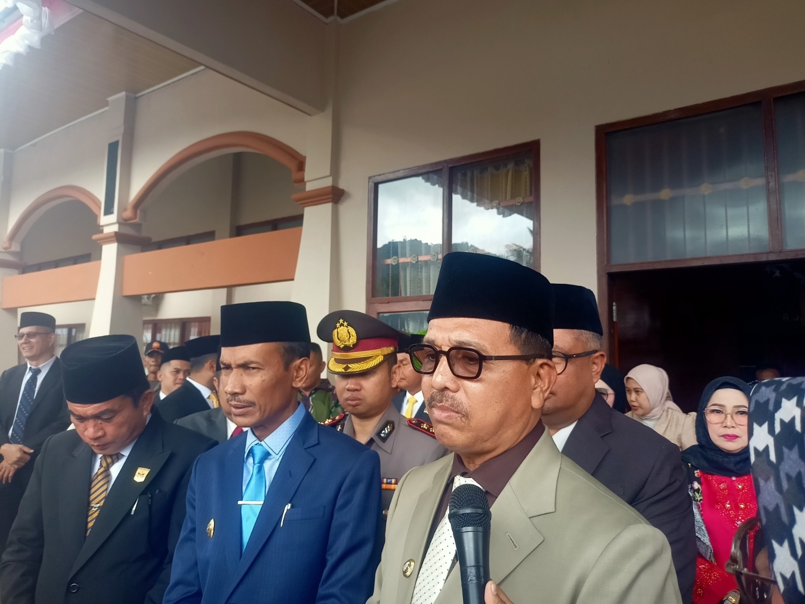MOMEN: HUT ke-22 Kabupaten Solok Selatan, Rabu (7/1), dihadiri pimpinan DPRD, Bupati dan Wakil Bupati Solok Selatan, Anggota DPR RI, serta perwakilan Pemerintah Provinsi Sumatera Barat.