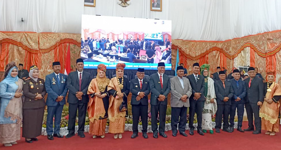 Gubernur Sumbar Mahyeldi hadiri rapat paripurna dalam rangka hari jadi Kabupaten Pasaman Barat ke-22, Rabu (7/1/2026).