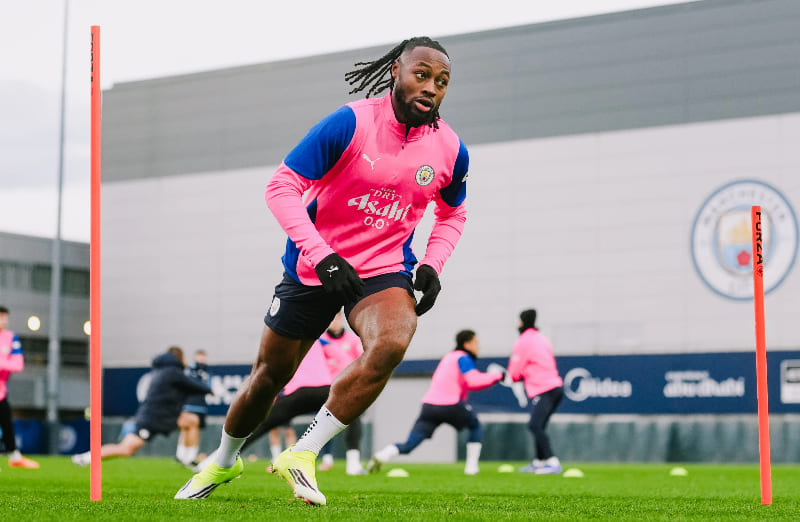 Antoine Semenyo menjalani sesi latihan sebelum pertandingan FA Cup melawan Exeter City. (Foto: mancity.com)