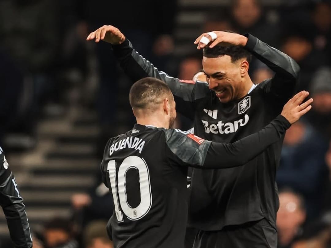 Morgan Rogers dan Emiliano Buendia merayakan gol kedua Aston Villa ke gawang Tottenham Hotspur di babak pertama FA Cup 2026.(Foto: Instagram @avfcofficial)