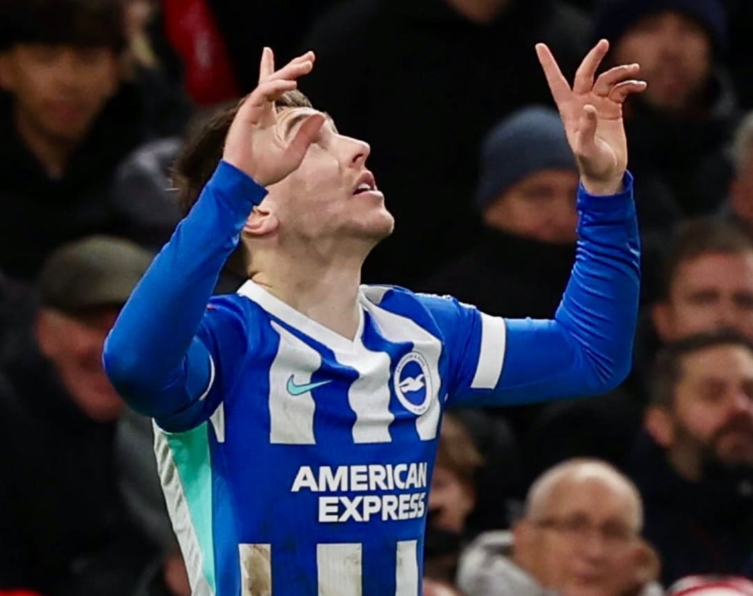 Brajan Gruda merayakan gol pembuka Brighton ke gawang Manchester United di babak pertama Piala FA 2026.(Foto: Instagram @officialbhafc)