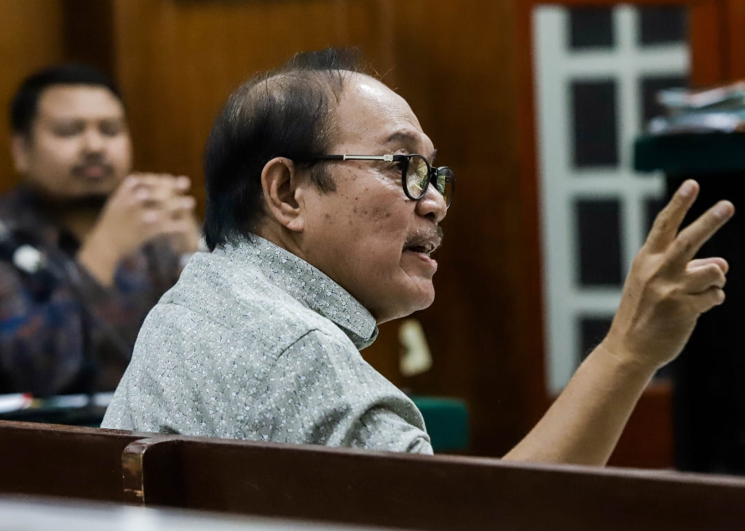 Saksi Mohammad Yamin memberikan kesaksian terkait dokumen RUPS PT Jawa Pos di PN Surabaya.(Foto: Alfian Rizal/ Jawa Pos)
