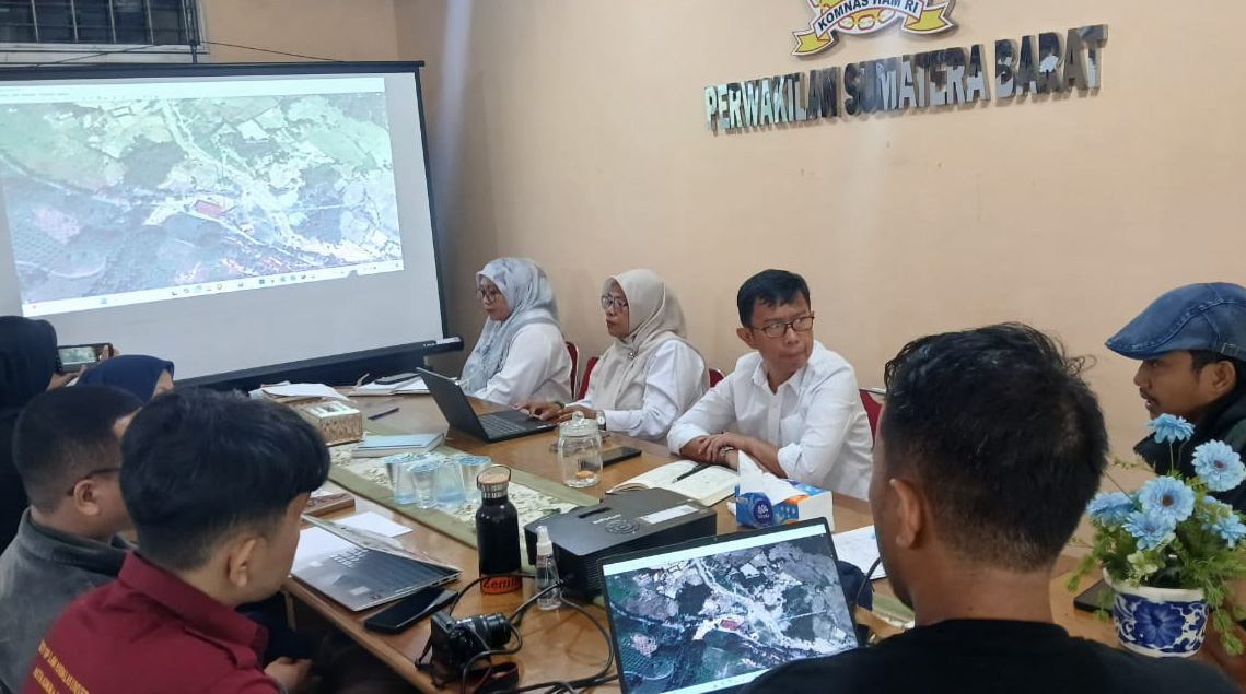 Koalisi Masyarakat Sipil laporkan kasus Nenek Saudah ke Komnas HAM Sumbar, soroti penggunaan pasal dan dugaan keterkaitan dengan aktivitas PETI di Pasaman.