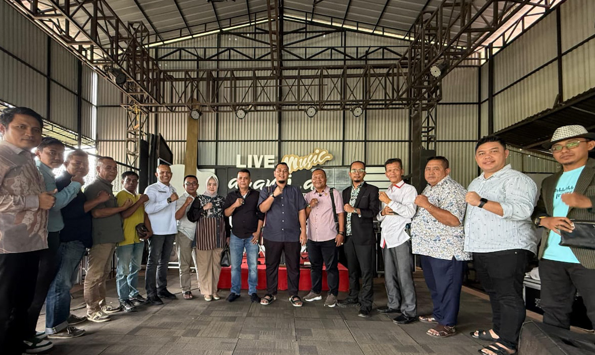 Dukungan advokat Sumbar untuk Martry Gilang Rosadi sebagai calon Ketua DPC PERADI SAI Padang menguat jelang Muscab 24 Januari 2026 di Padang.