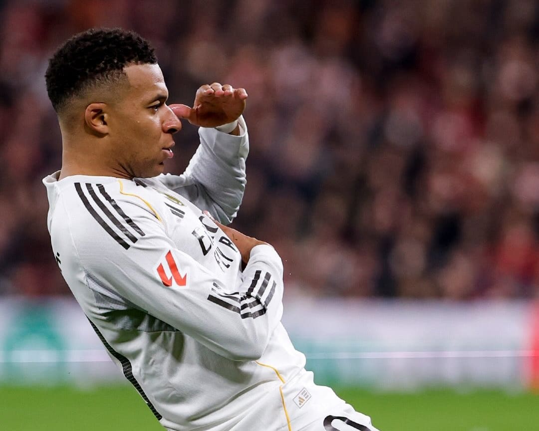 Kylian Mbapp&eacute; absen di La Liga saat Real Madrid vs Levante akibat cedera lutut, persiapkan diri untuk Liga Champions kontra AS Monaco.(Foto: Dok. IG @k.mbappe)