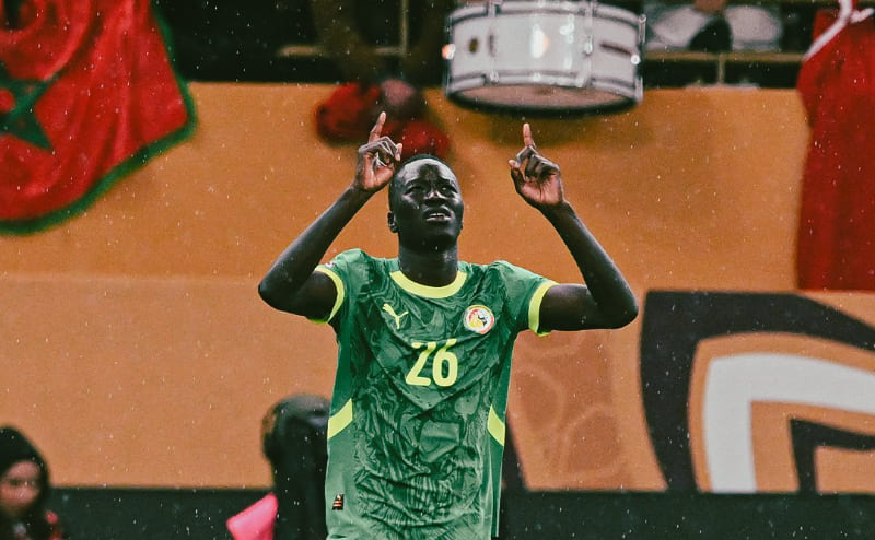 Pape Gueye mencetak gol penentu Senegal juara mengalahkan Maroko di final AFCON 2025, Stade Prince Moulay Abdellah, Rabat. (Foto: X @CAF_Online)