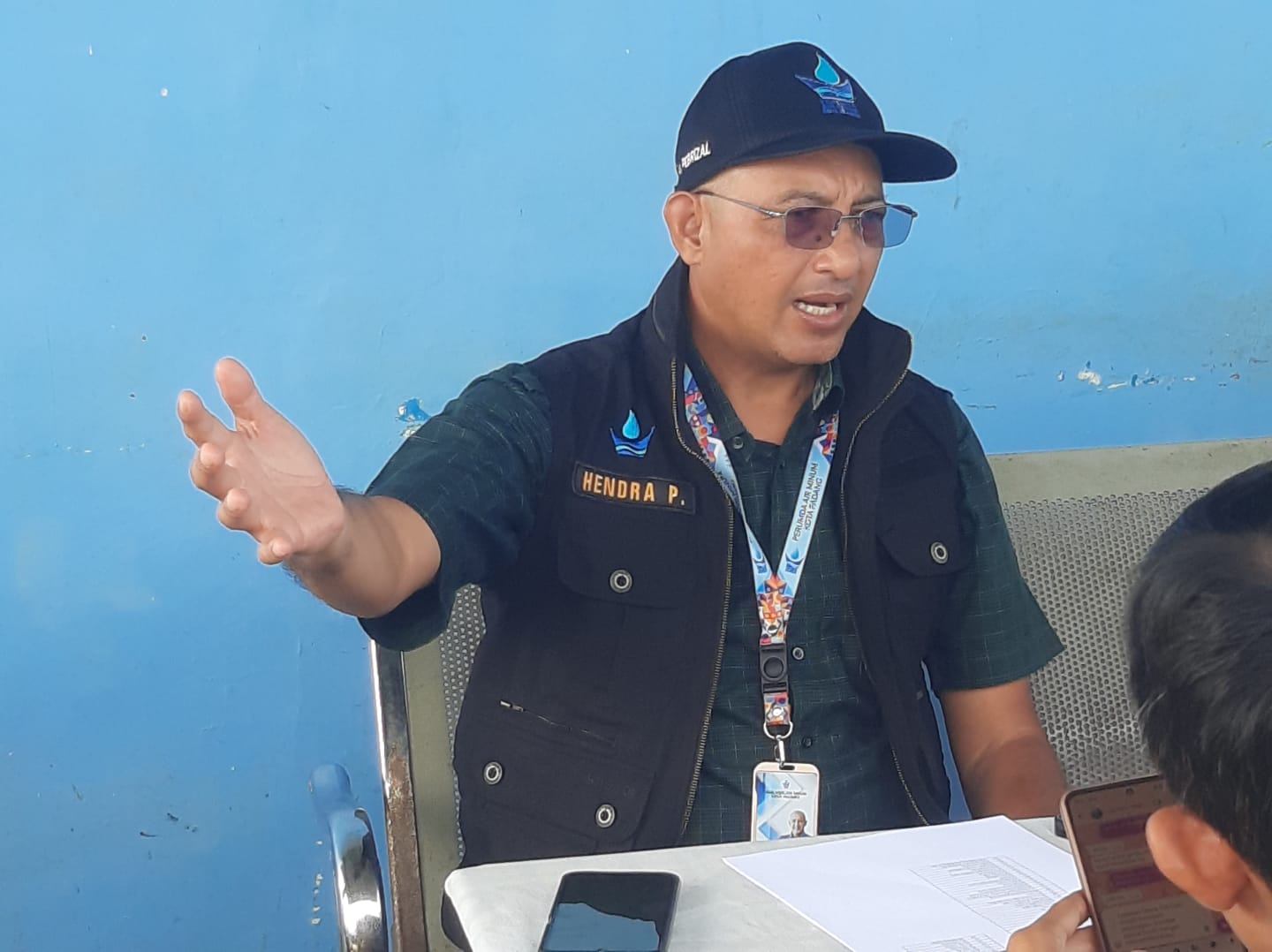 Direktur Utama Perumda AM Kota Padang Hendra Pebrizal.