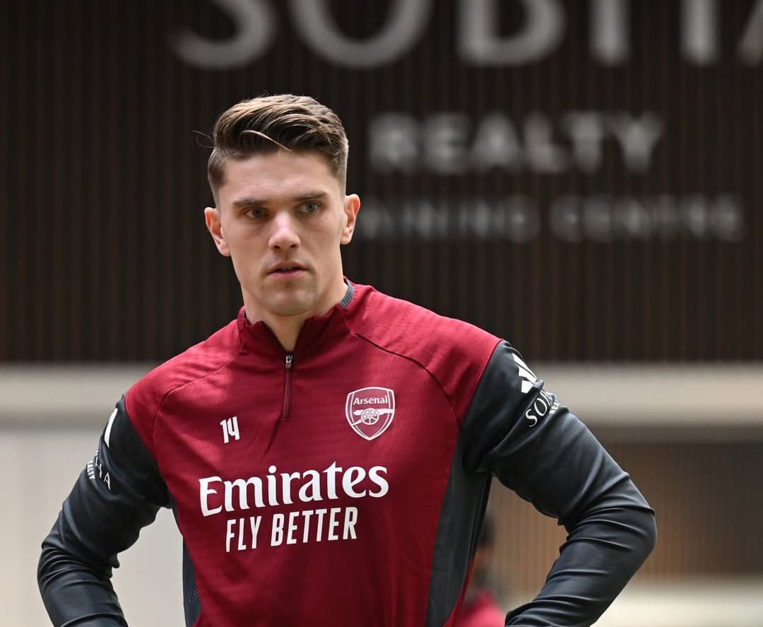 Viktor Gy&ouml;keres tampak fokus dalam sesi latihan terakhir Arsenal di San Siro jelang bentrok kontra Inter Milan.(Foto: IG @arsenal)