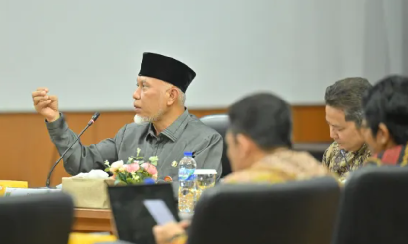 Gubernur Sumbar Mahyeldi ajukan tambahan cadangan pangan ke Bapanas untuk jaga harga jelang Ramadhan dan Idul Fitri 2026 pascabencana di Sumatera Barat.