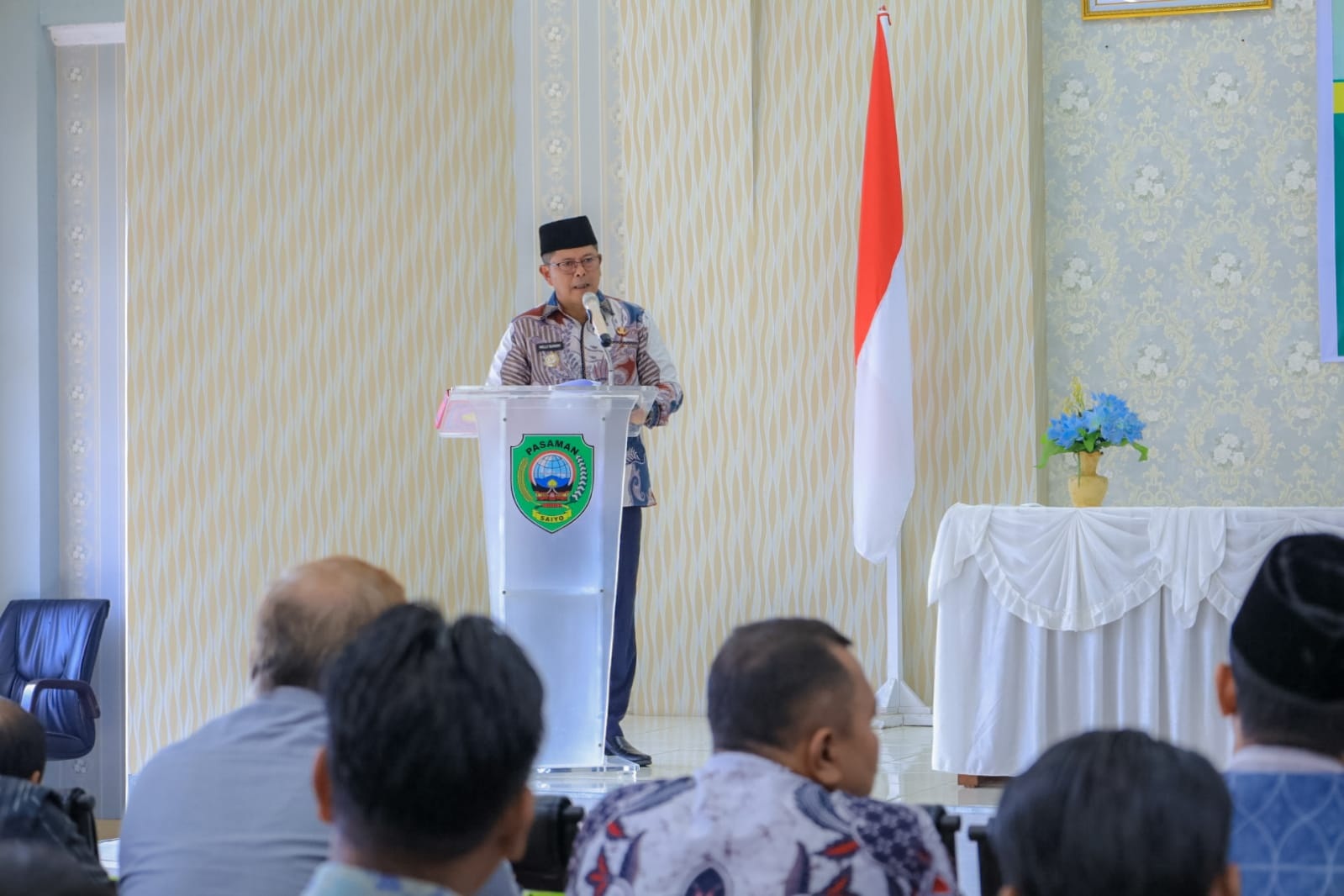 Bupati Pasaman Welly Suhery saat memberi arahan dalam Rakor Pemerintah Nagari 2026 se-Kabupaten Pasaman, Kamis (22/1).