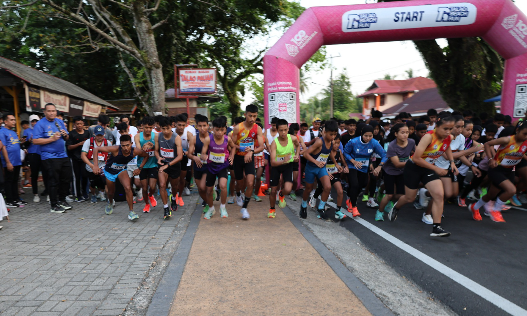 Talao Beach Run 2026 di Kota Pariaman diikuti ratusan peserta sebagai pembuka Iven Sport Tourism 2026 untuk menggerakkan pariwisata dan ekonomi pascabencana.