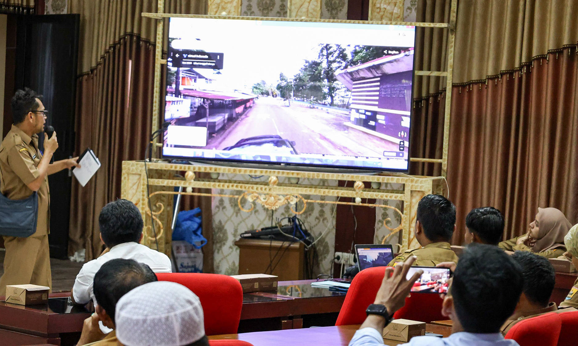 Pemko Pariaman sosialisasikan rencana pembangunan drainase pascabanjir di Kelurahan Pasir, Lohong, dan Karan Aur dengan anggaran Banpres Rp2 miliar.